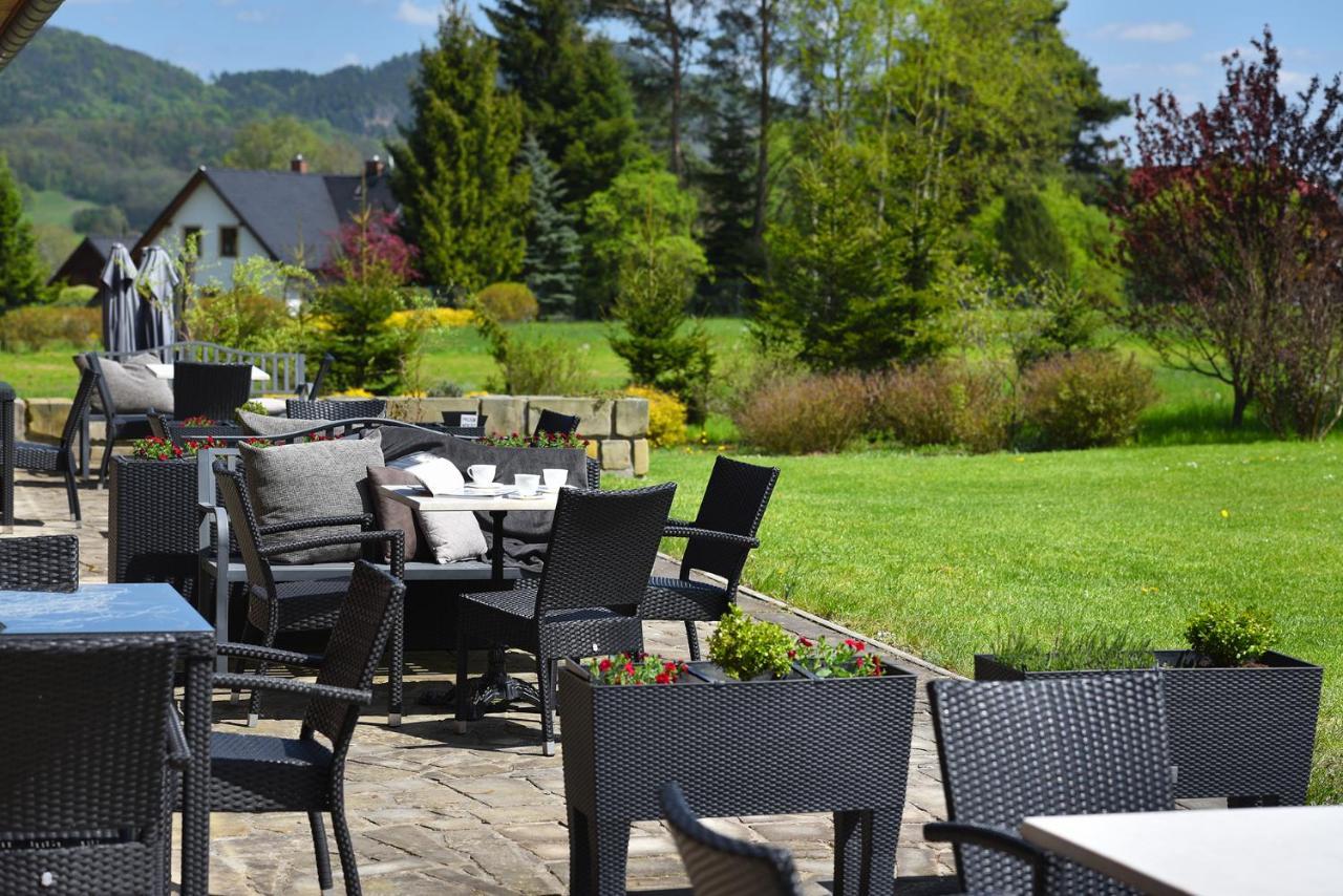 Rezidence Pihel Hotel Nový Bor Kültér fotó