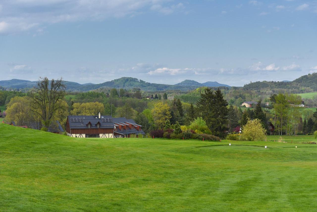 Rezidence Pihel Hotel Nový Bor Kültér fotó