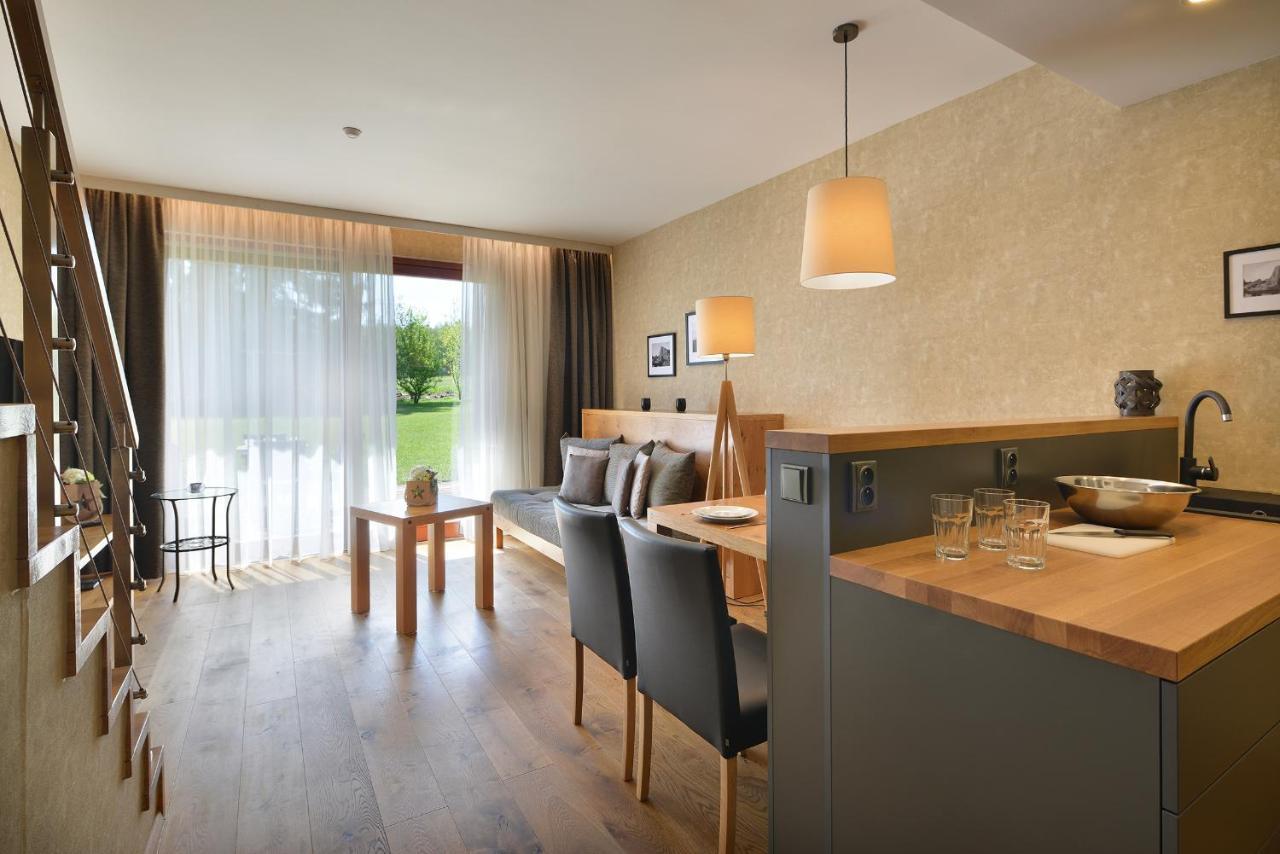 Rezidence Pihel Hotel Nový Bor Kültér fotó