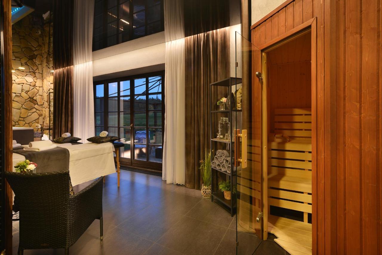 Rezidence Pihel Hotel Nový Bor Kültér fotó